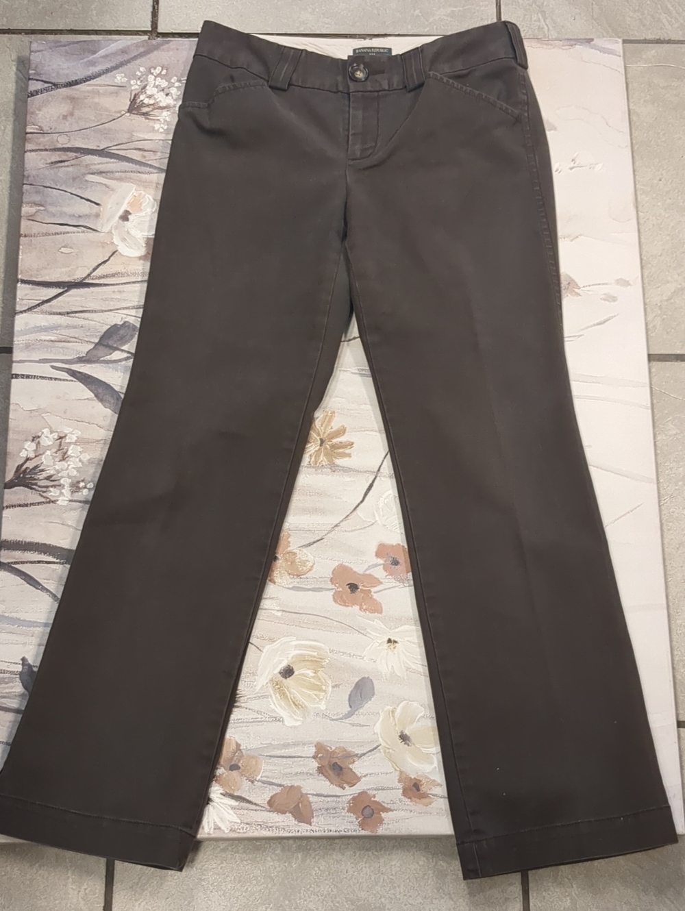 Banana Republic Straight Leg Pants in Dark Brown